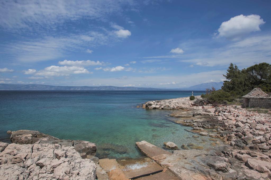 Villa Mendes Zastražišće Esterno foto
