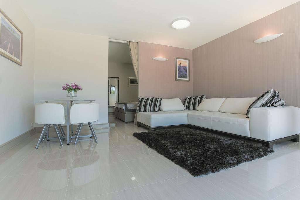 Villa Mendes Zastražišće Esterno foto