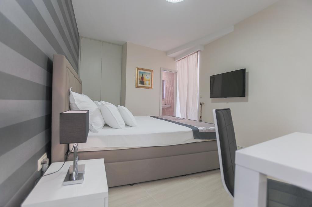 Villa Mendes Zastražišće Esterno foto
